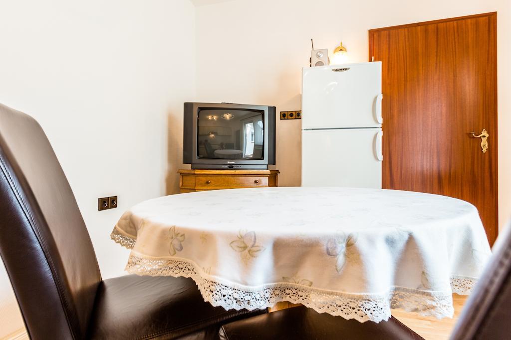 Ferienwohnung Koeln-Altstadt-Nord Colónia Quarto foto